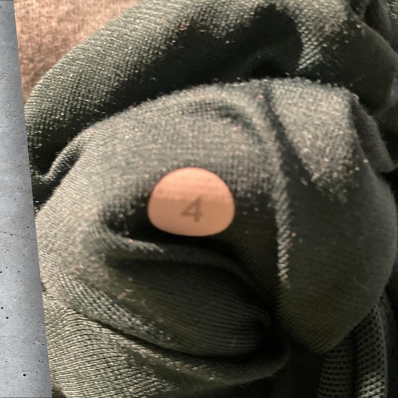 * * 🍋Lululemon & go Endeavor Long Sleeve Pullover - Picture 4 of 9